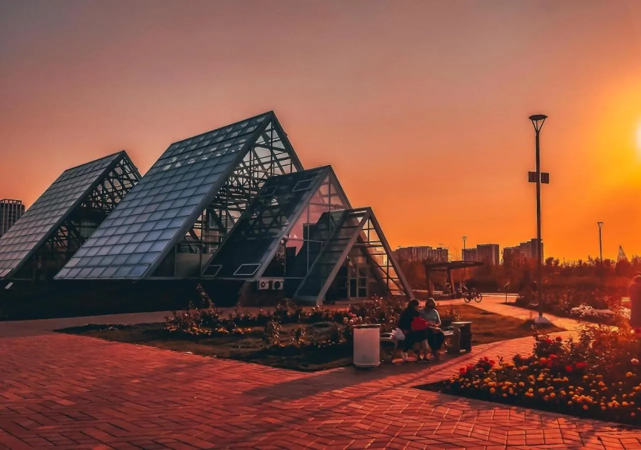 Халал Апартаменты Возле Ботанического Сада Nur-Sultan