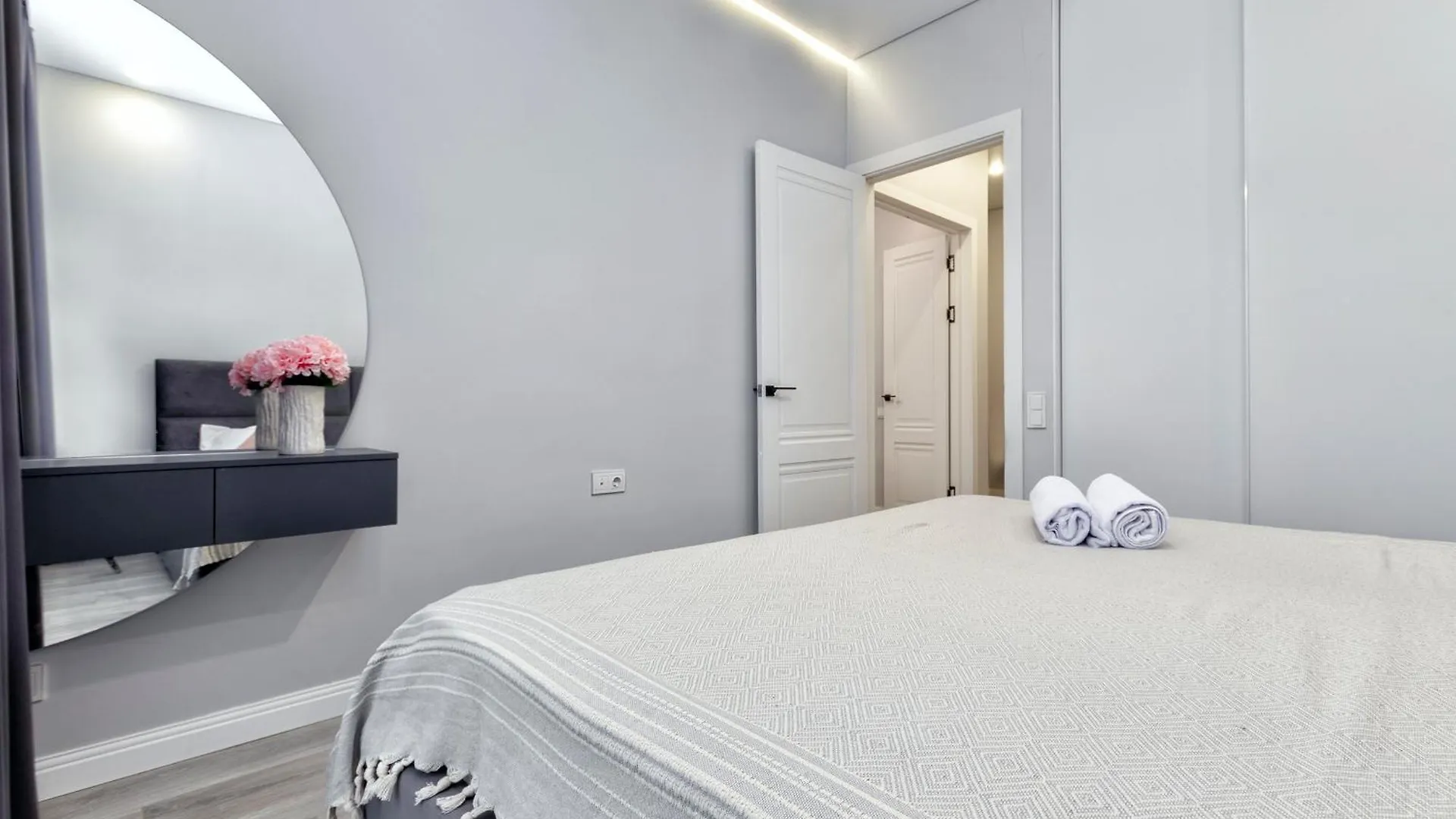Apartment Халал Апартаменты Возле Ботанического Сада Nur-Sultan  Kazakhstan